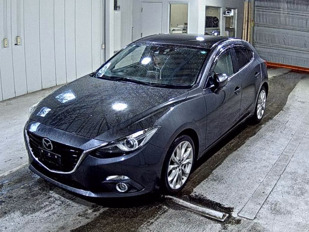 MAZDA AXELA