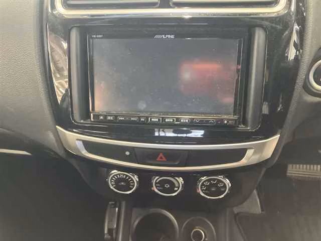 MITSUBISHI RVR