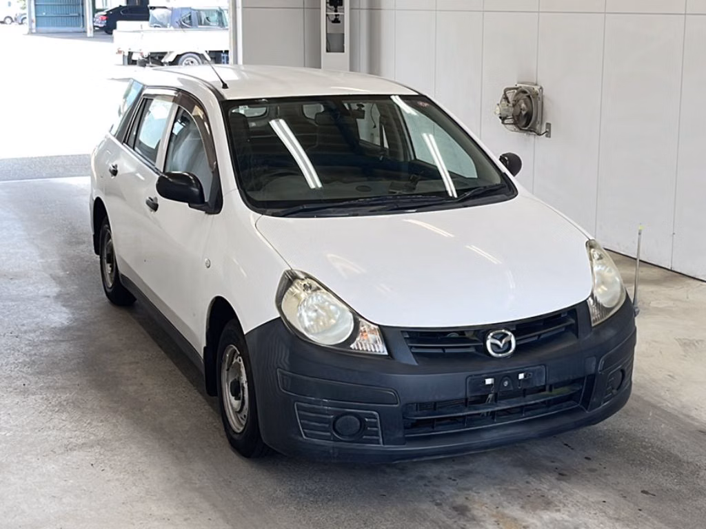 MAZDA FAMILIA