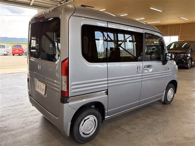 HONDA N-VAN