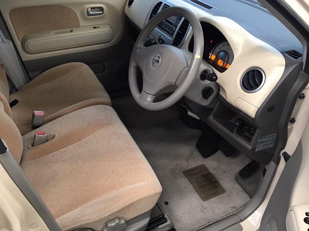NISSAN MOCO