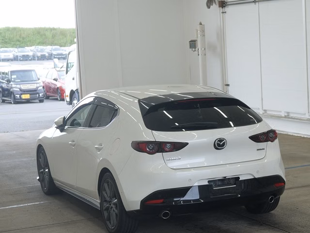 MAZDA MAZDA3