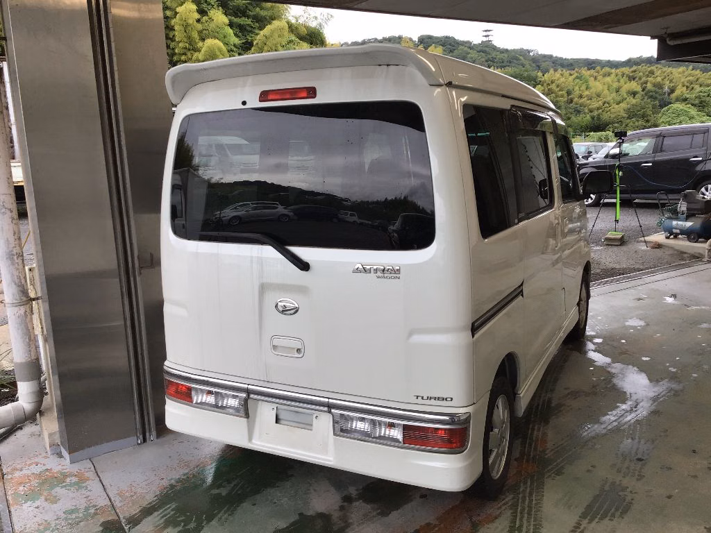 DAIHATSU ATRAI