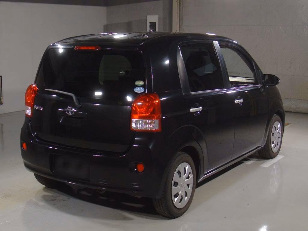 TOYOTA PORTE