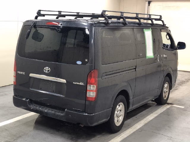 TOYOTA REGIUS ACE