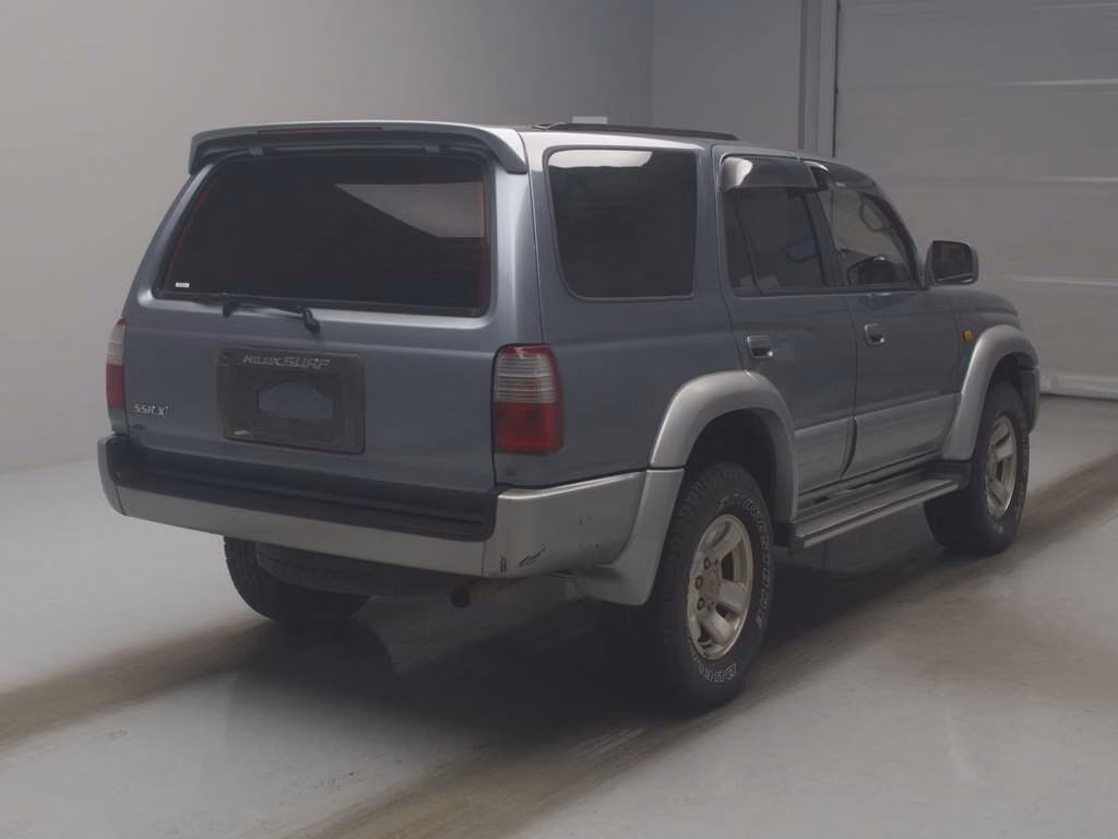 TOYOTA HILUX SURF