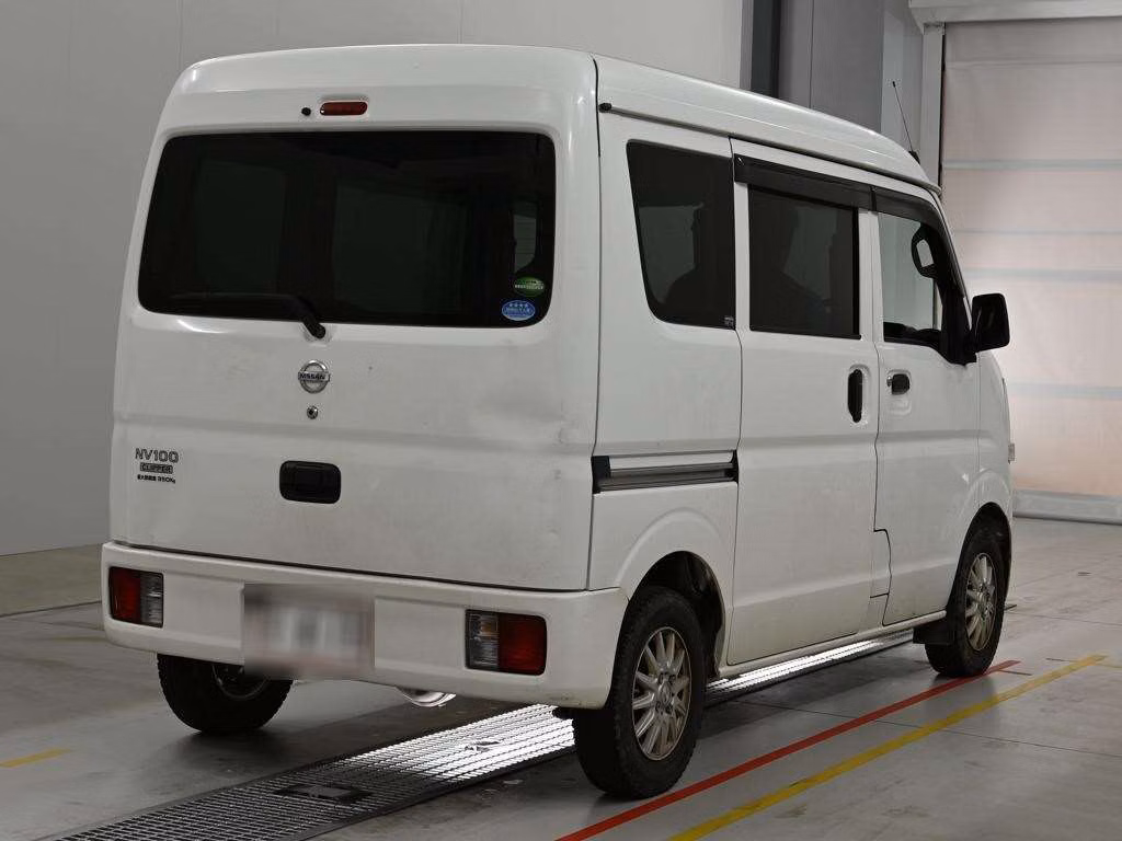 NISSAN NV100 CLIPPER