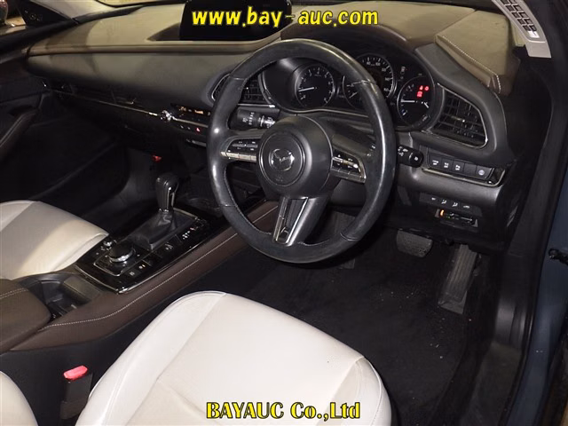 MAZDA CX-30