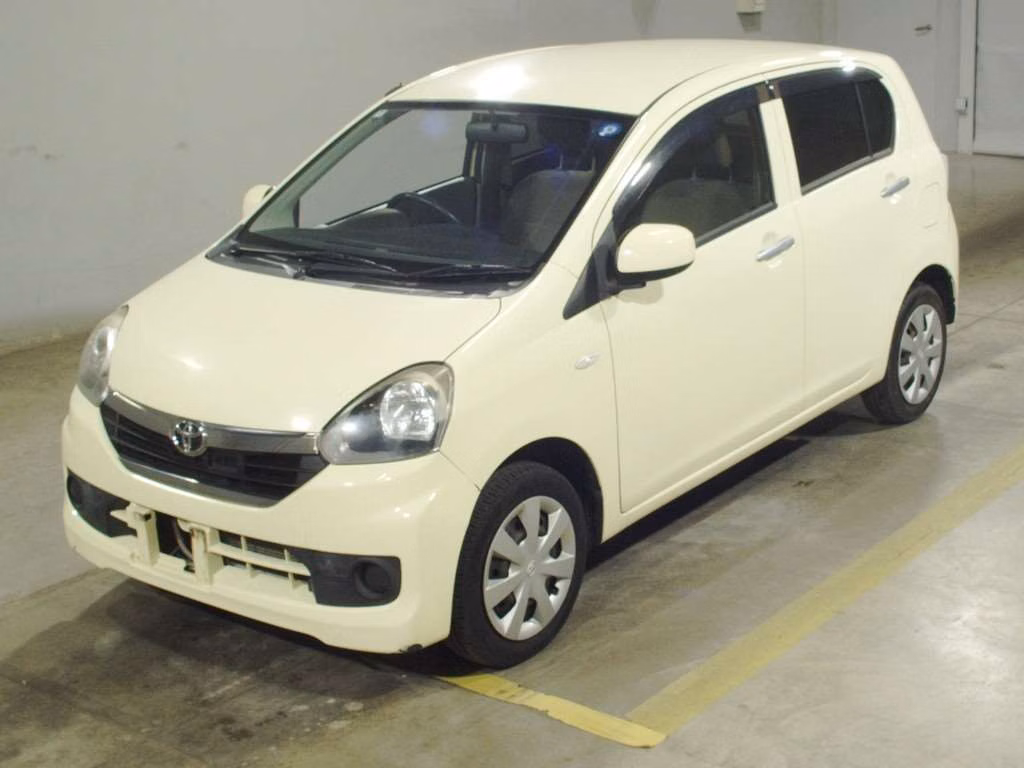 TOYOTA PIXIS EPOCH