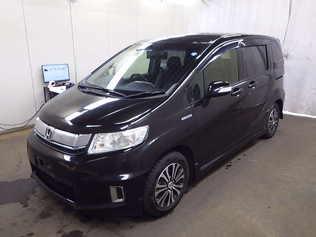 HONDA FREED SPIKE