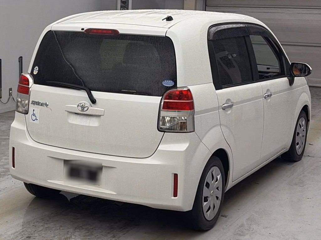 TOYOTA SPADE