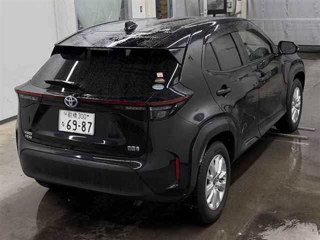 TOYOTA YARIS CROSS