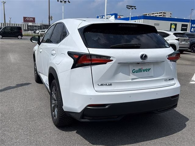 Lexus NX300h