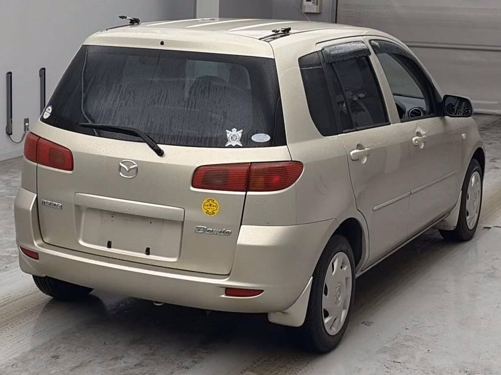 MAZDA DEMIO