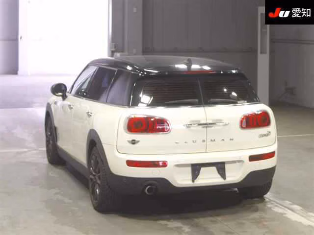 MINI CLUBMAN