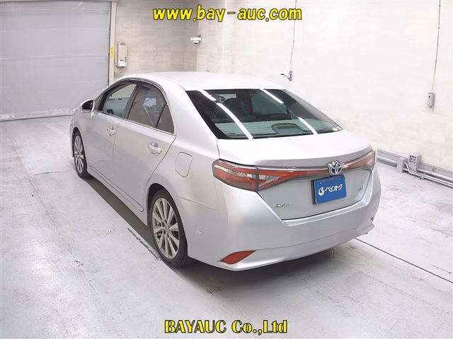 TOYOTA SAI