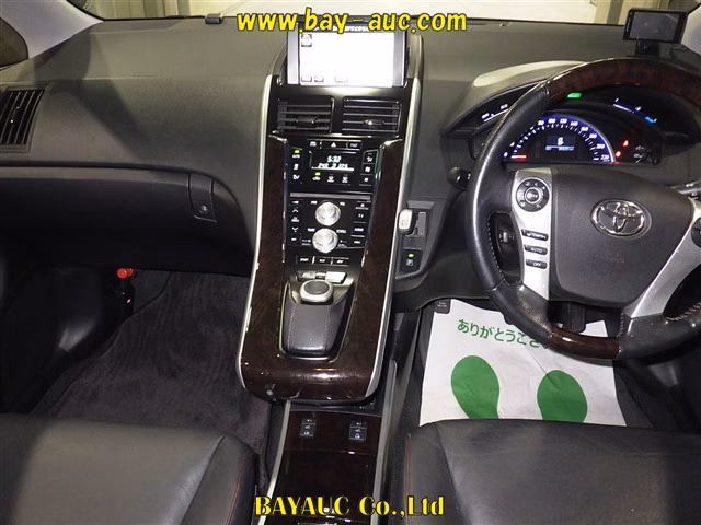 TOYOTA SAI
