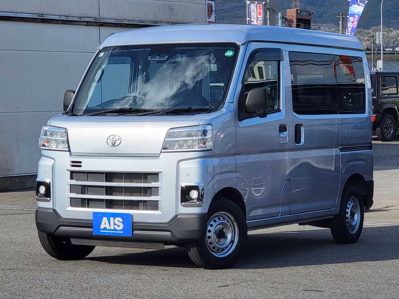 TOYOTA PIXIS VAN