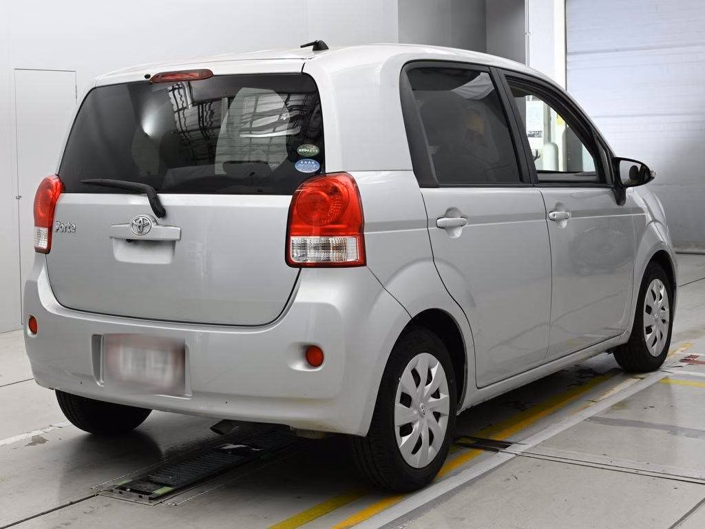TOYOTA PORTE