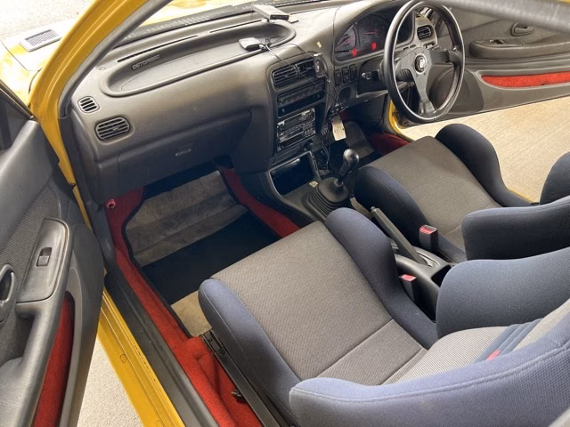 DAIHATSU CHARADE