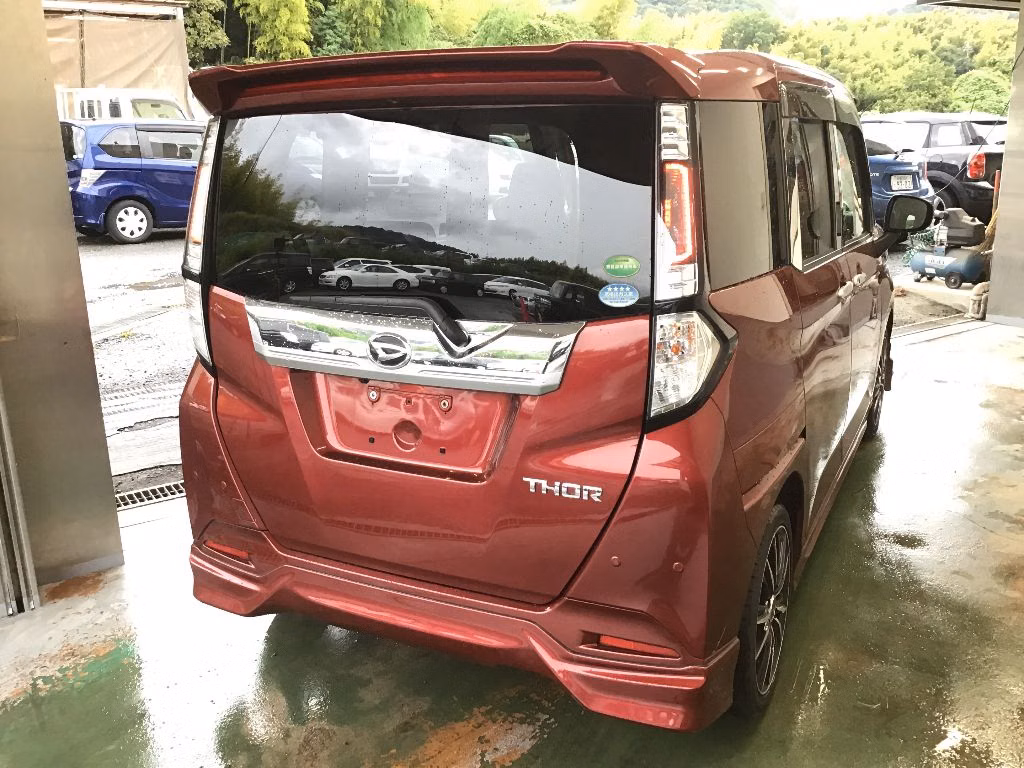 DAIHATSU THOR