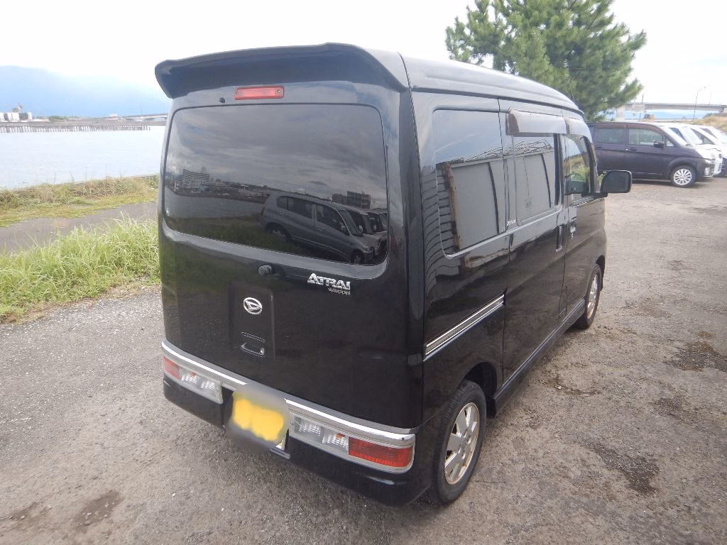 DAIHATSU ATRAI