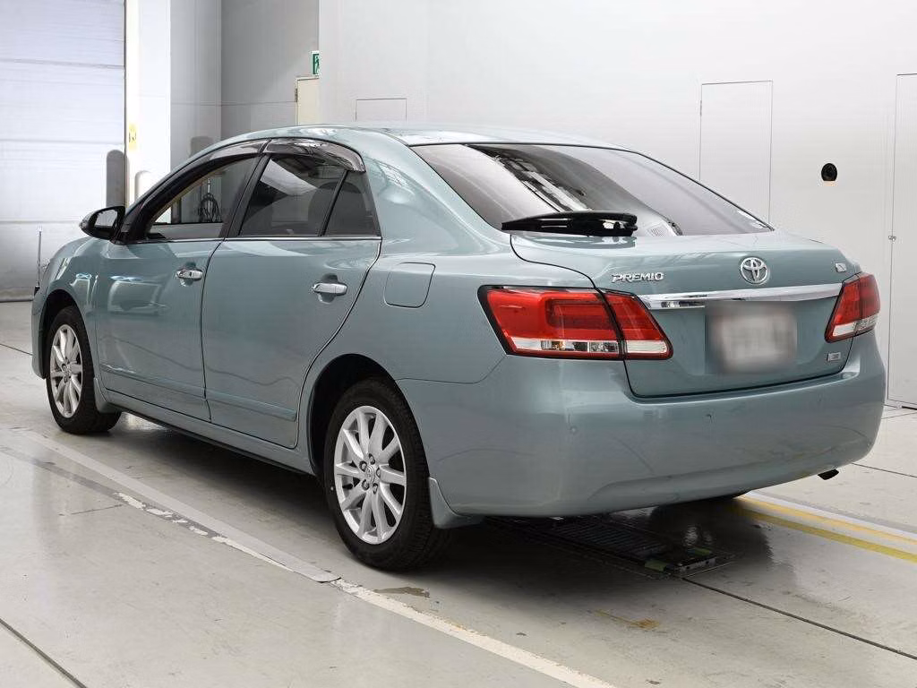 TOYOTA PREMIO