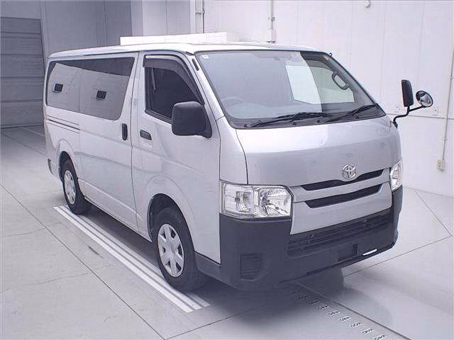 Toyota Regius Ace