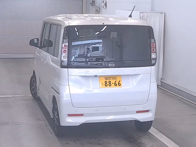 NISSAN ROOX