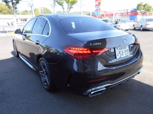 MERCEDES-BENZ C-CLASS