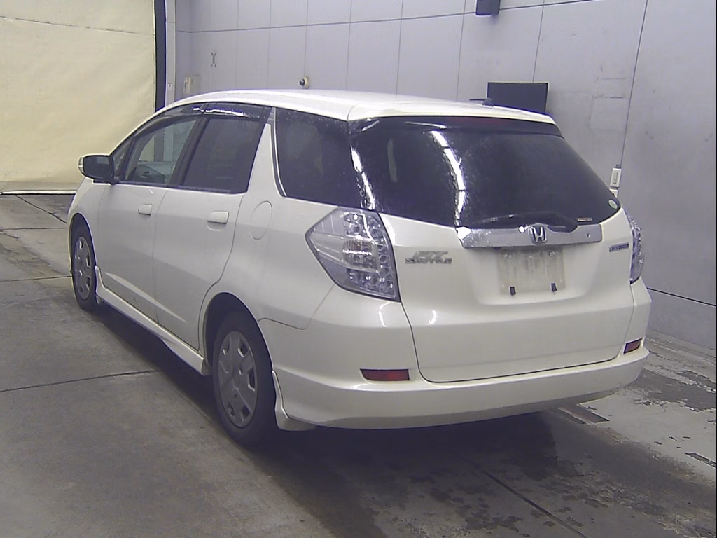 HONDA FIT SHUTTLE