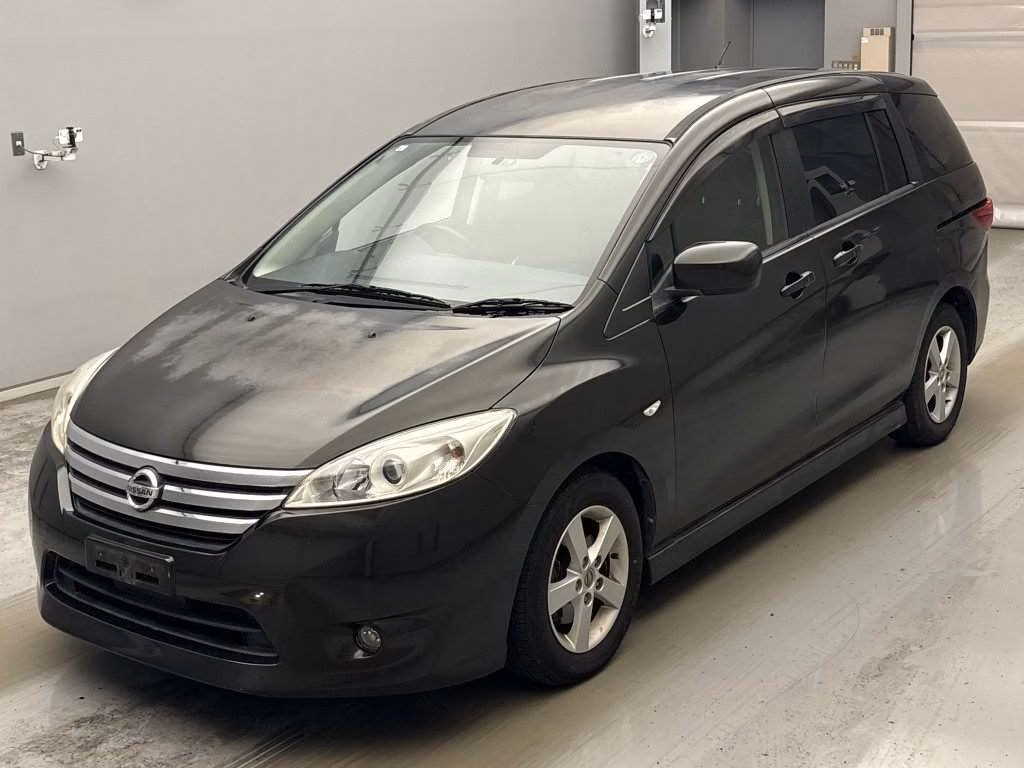 NISSAN LAFESTA