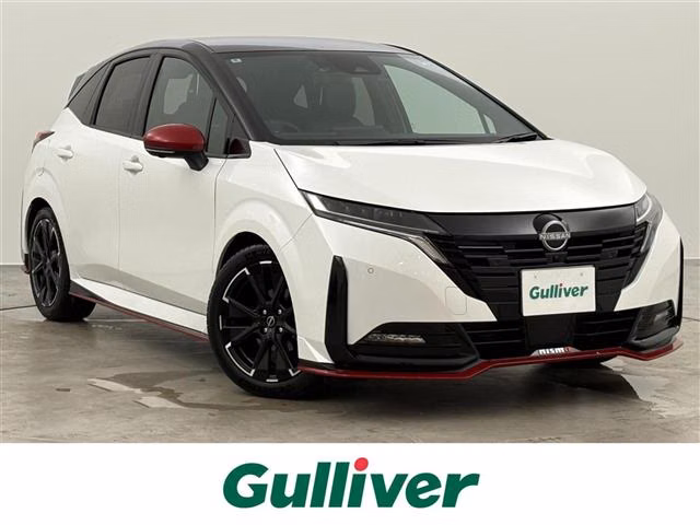 Nissan Aura