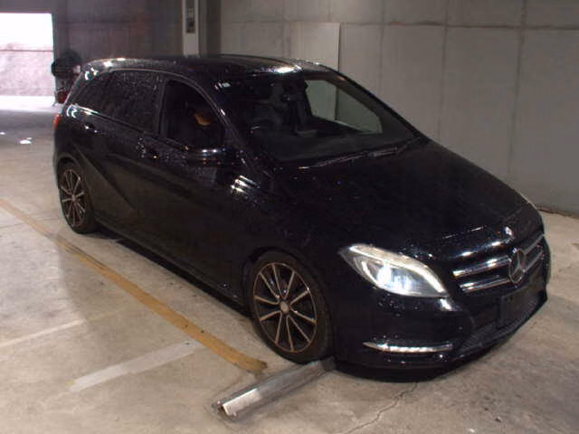 MERCEDES-BENZ B-CLASS