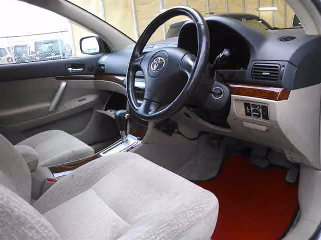 TOYOTA PREMIO