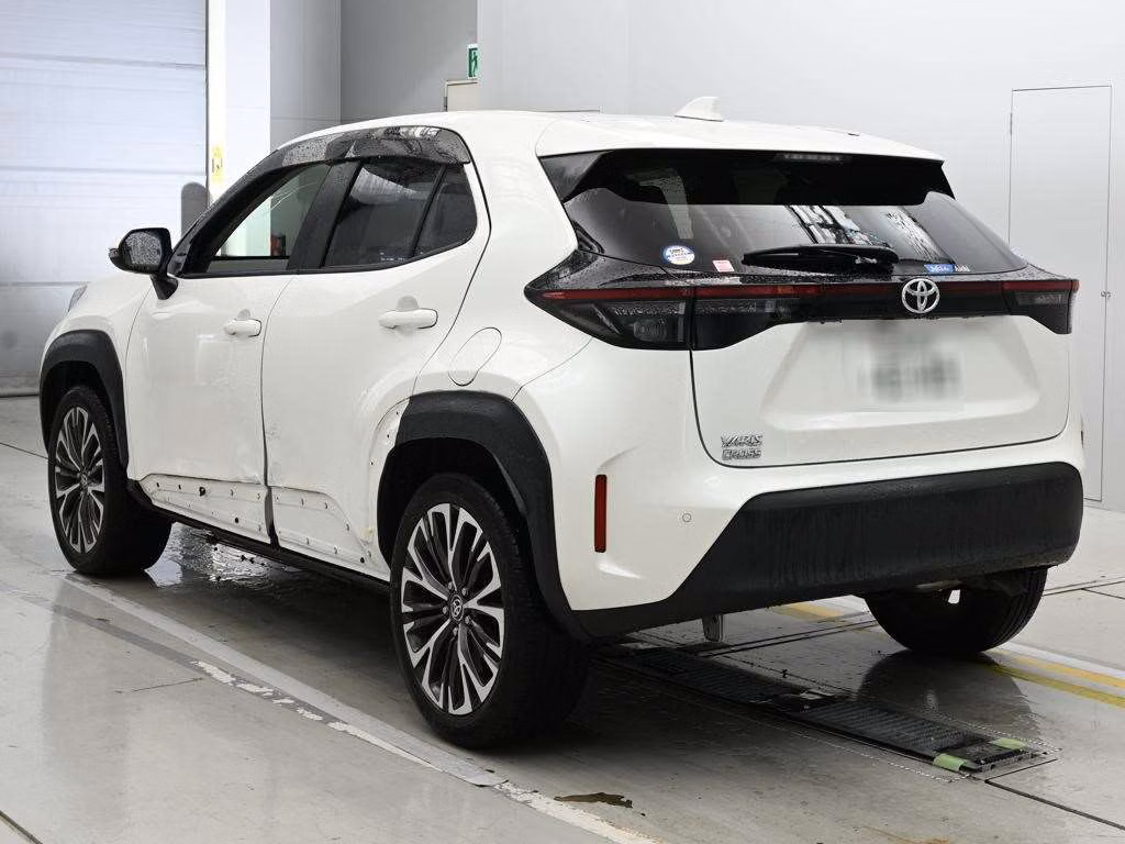 TOYOTA YARIS CROSS