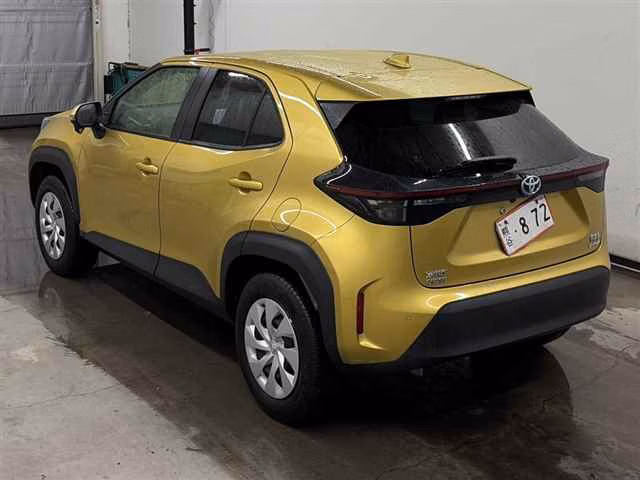 TOYOTA YARIS CROSS