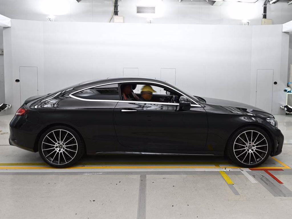MERCEDES-BENZ C-CLASS