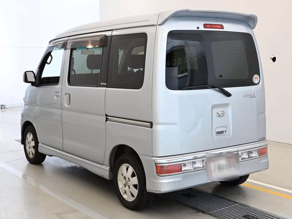 DAIHATSU ATRAI