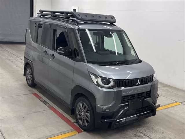 MITSUBISHI DELICA MINI