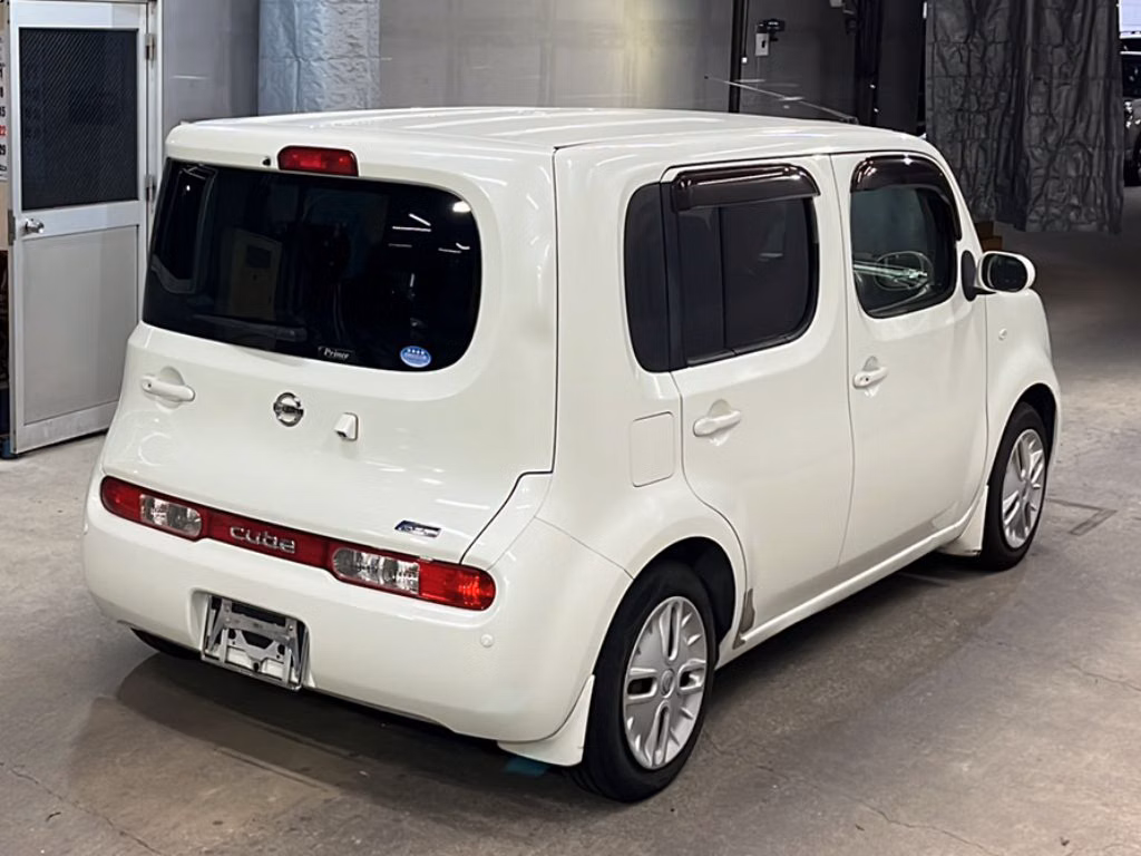 NISSAN CUBE
