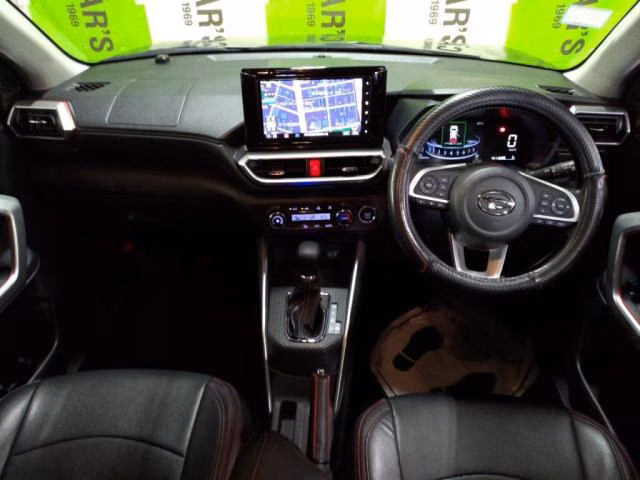 DAIHATSU ROCKY