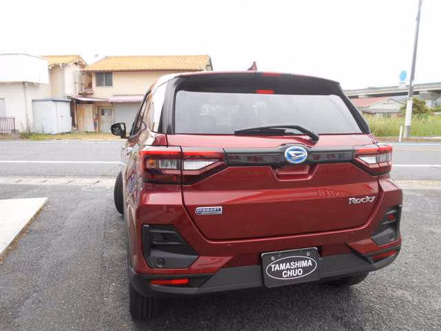 DAIHATSU ROCKY