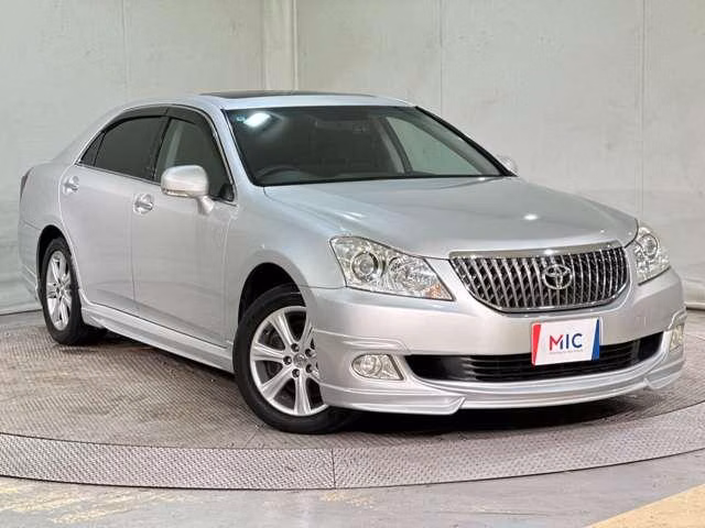 Toyota Crown Majesta