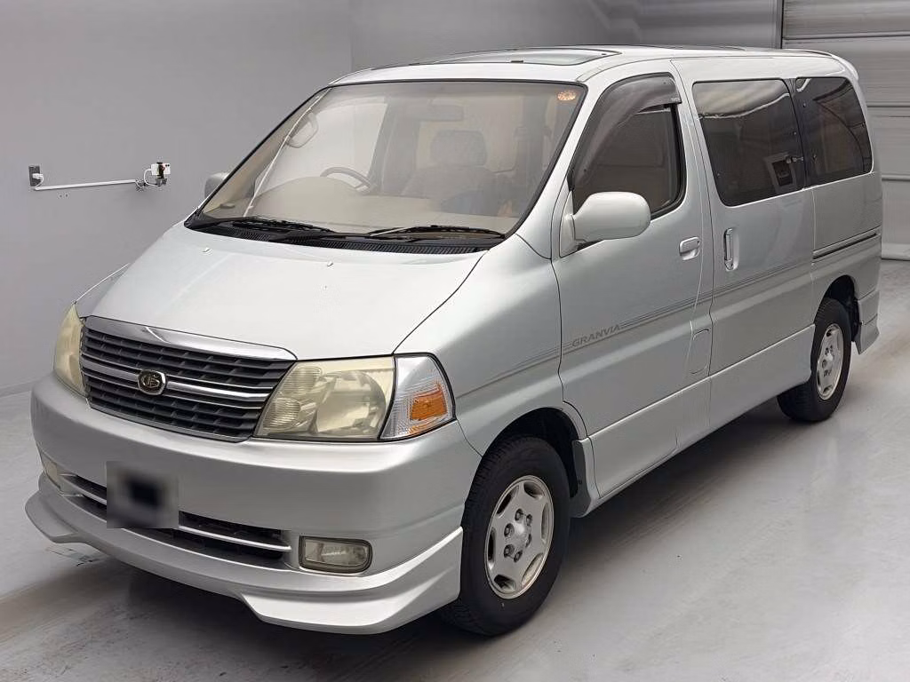 TOYOTA GRANVIA