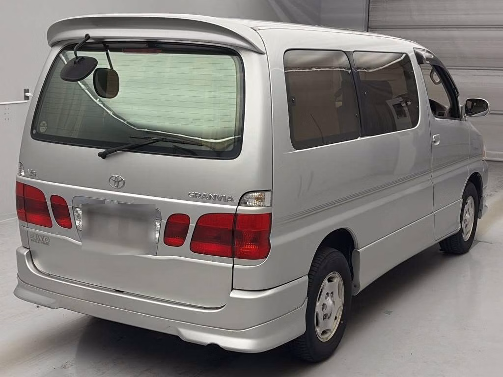 TOYOTA GRANVIA