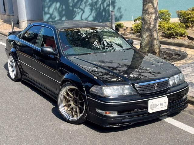 TOYOTA MARK II