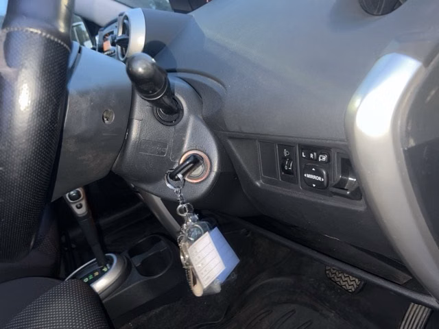 TOYOTA IST