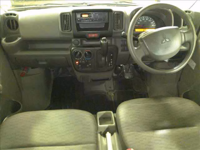 MITSUBISHI MINICAB