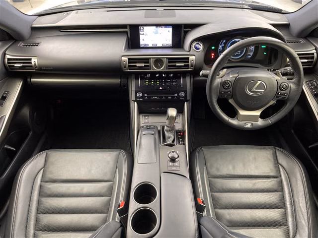 Lexus IS300h